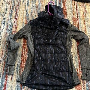 Lululemon fluff off pullover